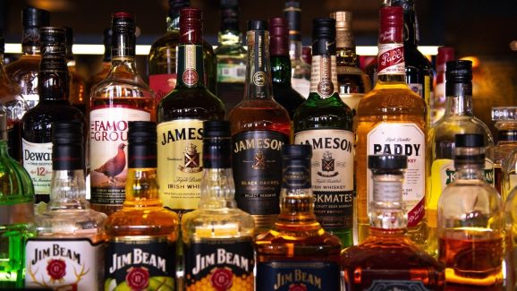 Wine shops closed: మందుబాబులకు బ్యాడ్ న్యూస్.. ఆ రెండు రోజులు వైన్ షాపులు బంద్!