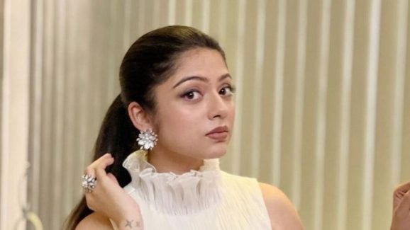 Varsha Bollamma : ఆ ఒక్కటి తప్పనిసరి.. ఒక్కరోజు లేకుంటే మా ఇంట్లో రచ్చే..!
