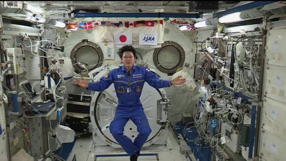 Things can’t do in space: మనం భూమిపై చేయగలిగే ఈ పనులు అంతరిక్షంలో మాత్రం చేయలేము