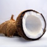 Coconut: ఏదైనా వ్యాపారం లేదా పని ప్రారంభించే ముందు కొబ్బరికాయ ఎందుకు కొడతారు?