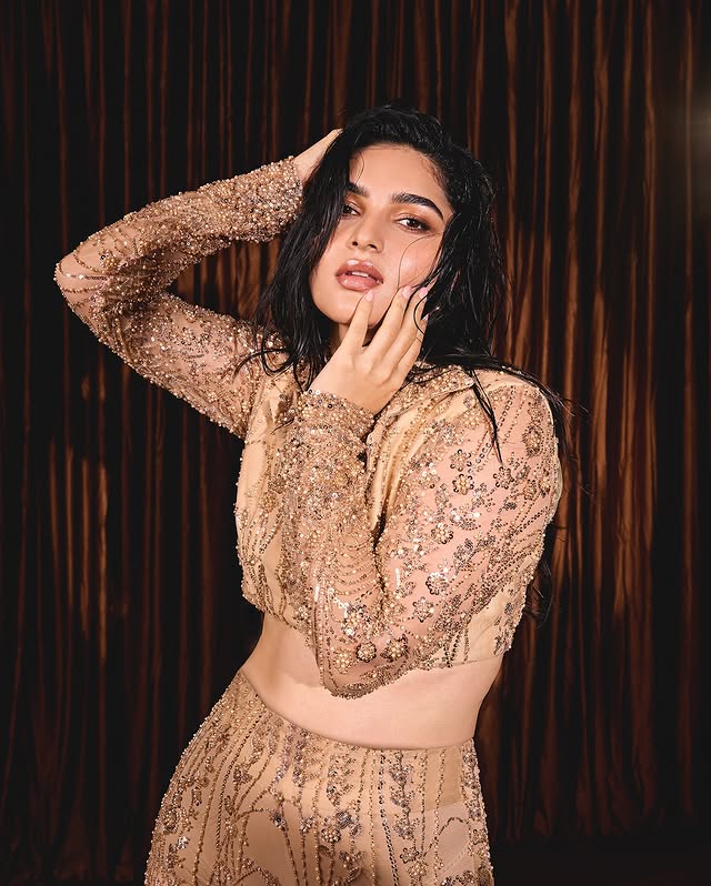 Kayadu lohar Photo Gallery