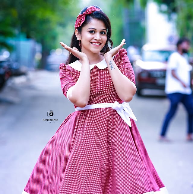Yashmi Gowda photo Gallery