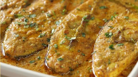 Mughlai Fish Curry: మొఘలాయ్ స్టైల్లో చేపల కూర వండి చూడండి, గిన్నె మొత్తం ఊడ్చేస్తారు