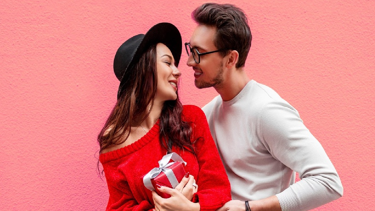 Rent a Girlfriend: మీరు సింగిలా? ఇక్కడ గర్ల్‌ఫ్రెండ్‌ను అద్దెకు ఇస్తారు.. ఎంత చెల్లించాలంటే?