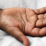 Finger Massage: మీ చేతి వేళ్ళను ఇలా మసాజ్ చేసుకోండి.. రిజల్ట్ మీరు అస్సలు ఊహించలేరు