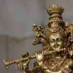 Krishna Manthra: ఎక్కడికైనా ప్రయాణించేముందు ఈ మంత్రాన్ని చదవండి, ప్రమాదం జరగకుండా కాపాడుతుంది