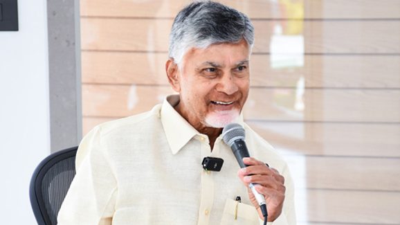 CM Chandrababu: మామిడి రైతులకు సీఎం చంద్రబాబు గుడ్‌ న్యూస్‌