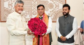 Telugu Heroes : హీరోలకు ఇదేం ఖర్మరా అయ్యా.. మరీ యూట్యూబర్స్‌ స్థాయికి!