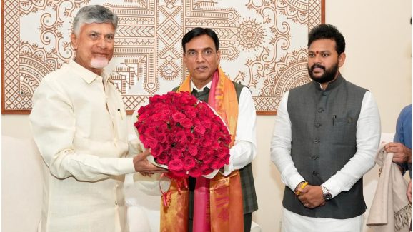 CM Chandrababu: ఖేలో ఇండియా నిధులివ్వండి.. కేంద్ర మంత్రికి సీఎం చంద్రబాబు వినతి