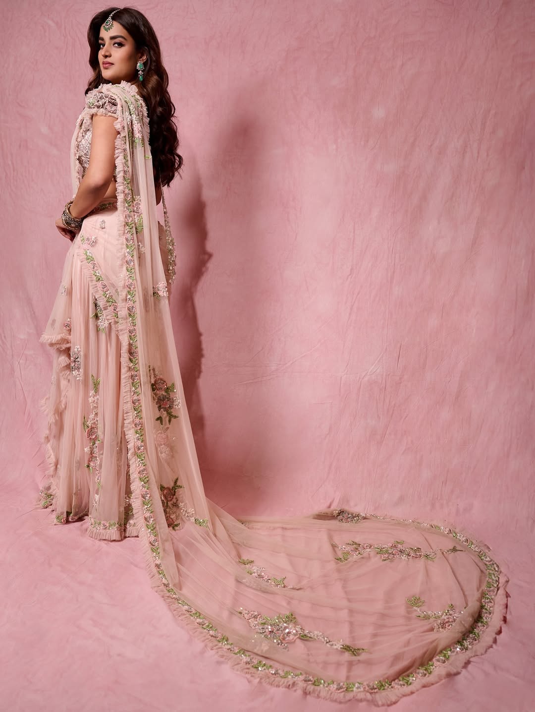 Nidhhi Agerwal Images (Credit: Nidhhi Agerwal/Insta)