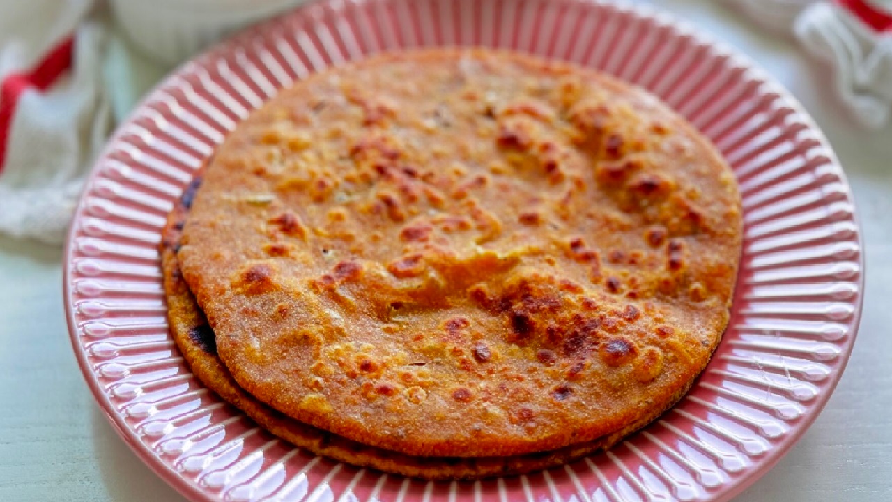 Tomato Paratha: నూనె అవసరం లేకుండా టమోటో పరోటా ఇలా చేసి చూడండి, ఎంత ఆరోగ్యమో