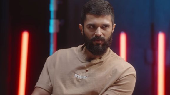 Vijay Deverakonda: ఇండస్ట్రీలో నాకు సపొర్ట్ లేదు… నెపోటిజంపై రౌడీ హీరో హాట్ కామెంట్ Vijay Deverakonda: ఇండస్ట్రీలో నాకు సపొర్ట్ లేదు… నెపోటిజంపై రౌడీ హీరో హాట్ కామెంట్