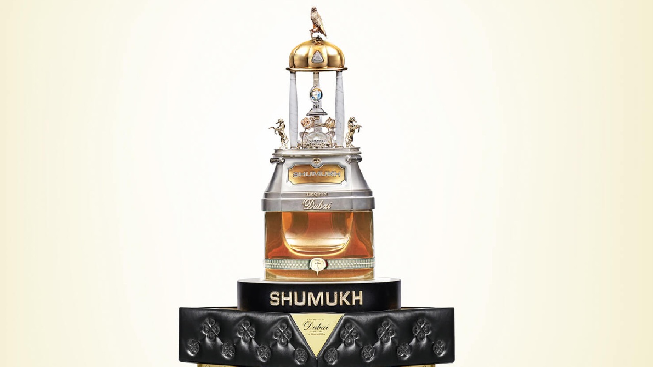 Most expensive perfume: ప్రపంచంలోనే అతి ఖరీదైన పెర్ఫ్యూమ్ ఇదే, దీని ధరతో ఇరవై ఇళ్లు కొనేయవచ్చు