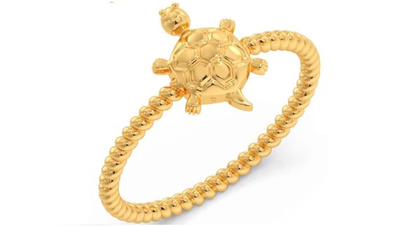 Finger ring: ఈ ఉంగరం పెట్టుకున్నారంటే పేదవాడు కూడా ధనవంతుడు అయిపోతాడట