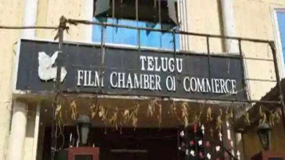 Producers Darna: ఫిల్మ్ ఛాంబర్‌లో వరుస రాజీనామాలు… నిర్మాతలు ధర్నా ?