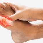 Uric Acid Symptoms: ఈ లక్షణాలు కనిపిస్తే మీ బాడీలో యూరిక్ యాసిడ్ విపరీతంగా పెరిగిపోయిందని అర్థం
