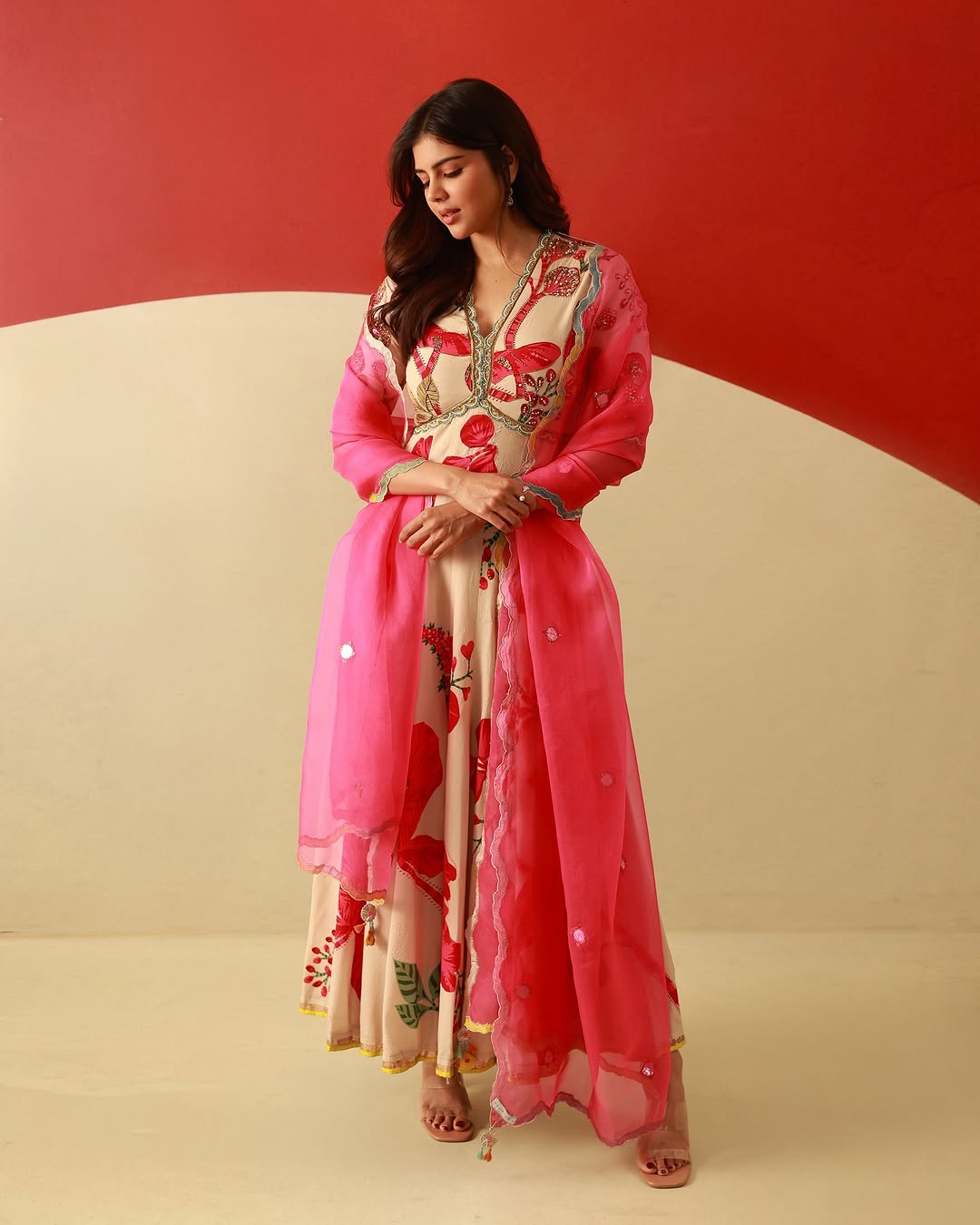 Kalyani Priyadarshan (Source: Instragram) Actress Kalyani Priyadarshan Photo Gallery