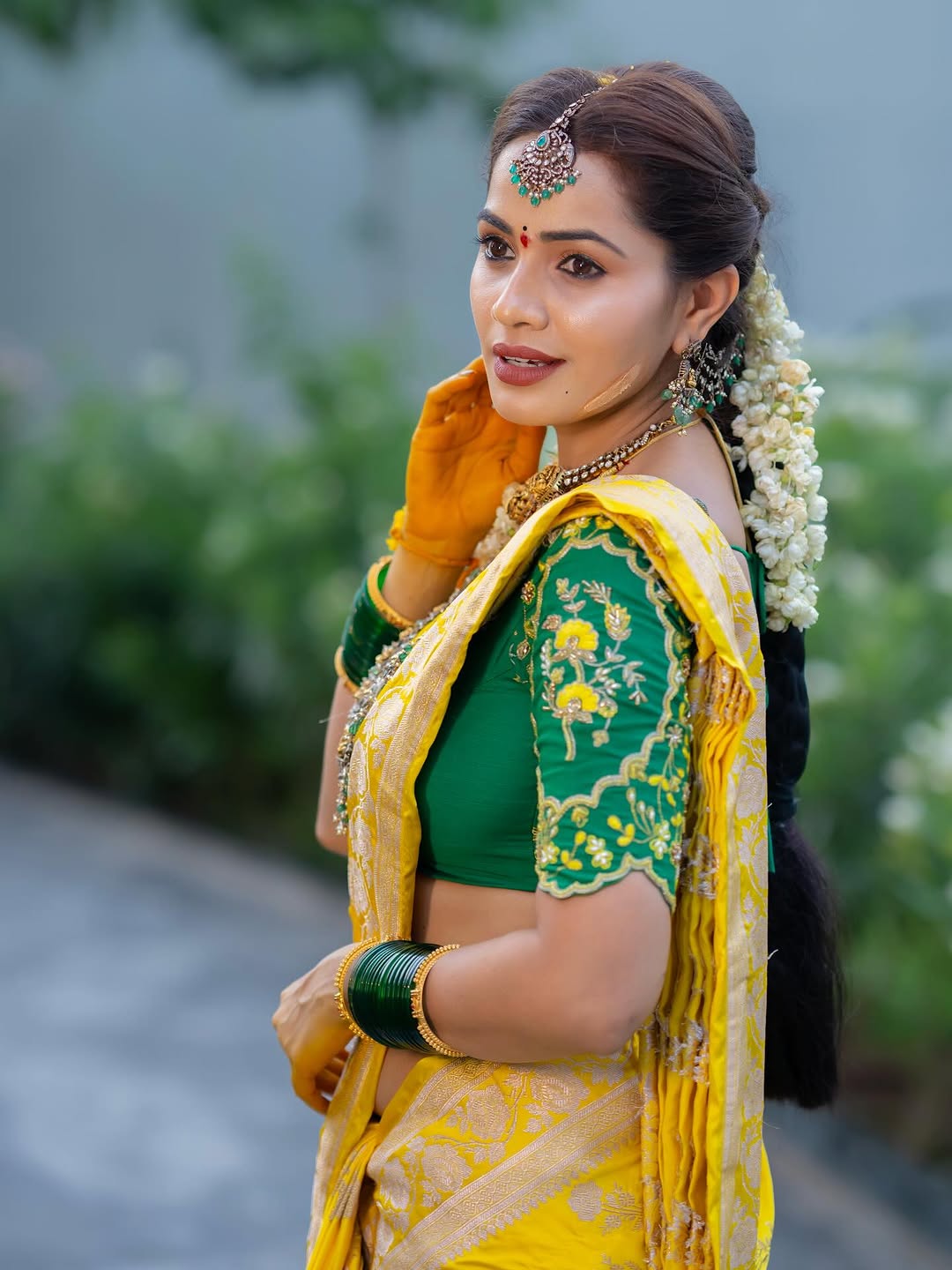Actress Shobha Shetty Photo Gallery