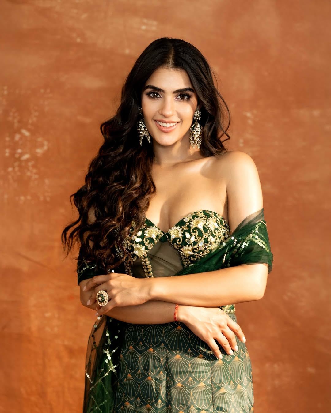 Actress Kavya Thapar Photo Gallery