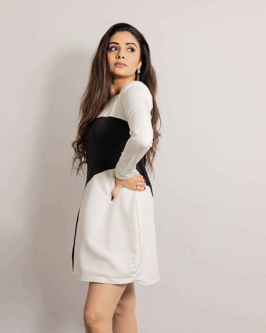 Actress Sree Mukhi Photo Gallery