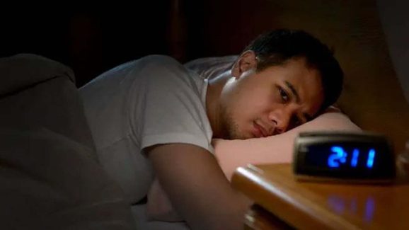 Late Sleep: రాత్రి 11 తర్వాత నిద్రపోతున్నారా ? ఈ సమస్యలు తప్పవంటున్న నిపుణులు !