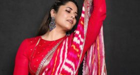 Anasuya Bhardwaj: రెడ్ శారీలో మనసు దోచుకుంటున్న అనసూయ.. ఫోటోలు వైరల్!