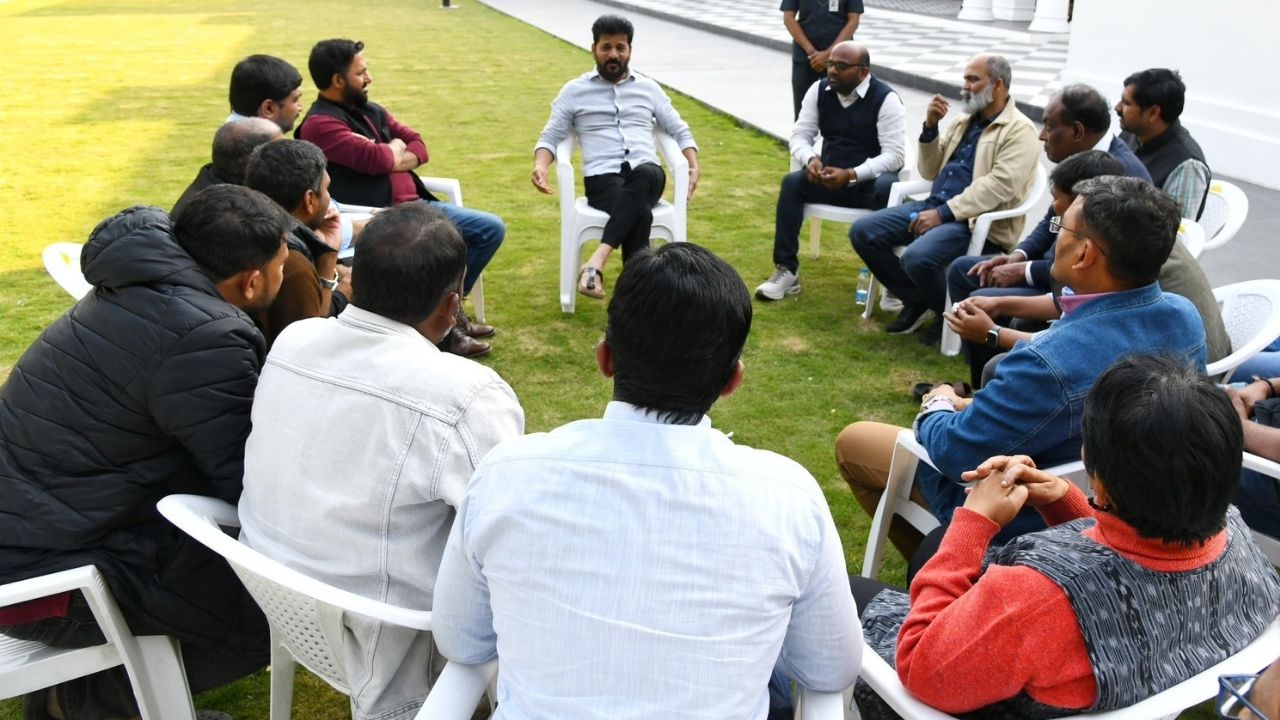 CM Revanth Reddy: మా కమిట్మెంట్ నిరూపించుకున్నాం.. పది రోజులు చాలన్న సీఎం రేవంత్