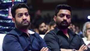 Ntr: నందమూరి పద్మజ గారికి నివాళులు అర్పించడానికి హాజరైన ఎన్టీఆర్, కళ్యాణ్ రామ్?