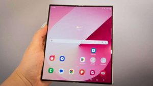 Galaxy Z Fold 6 Discount: శాంసంగ్ టాప్ ఫోల్టెబుల్ ఫోన్ పై భారీ తగ్గింపు.. ఏకంగా రూ52500 డిస్కౌంట్
