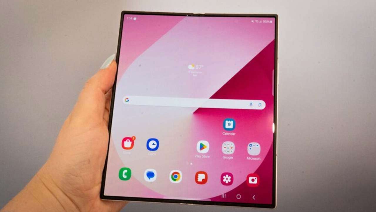 Galaxy Z Fold 6 Discount: శాంసంగ్ టాప్ ఫోల్టెబుల్ ఫోన్ పై భారీ తగ్గింపు.. ఏకంగా రూ52500 డిస్కౌంట్