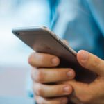 Smartphone Tips: మీ ఫోన్ హ్యాంగ్ అవుతుందా ? ఇలా చేస్తే.. ప్రాబ్లమ్ సాల్వ్