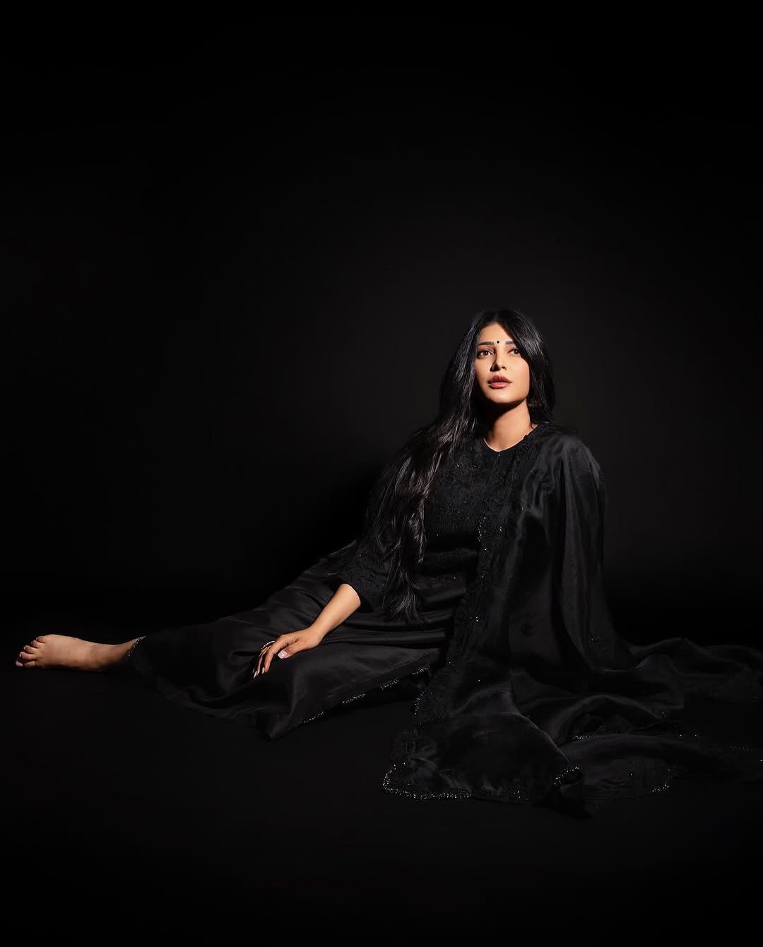Shruti Haasan: జోరు పెంచిన శృతిహాసన్.. దానికోసమేనా?