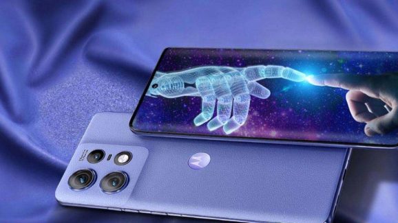 Flipkart Freedom Sale: ₹32000 స్మార్ట్‌ఫోన్ పై ₹18250 డిస్కౌంట్.. ఫ్లిప్‌కార్ట్‌లో మోటోరోలా ఎడ్జ్ 50 ప్రో బెస్ట్ డీల్