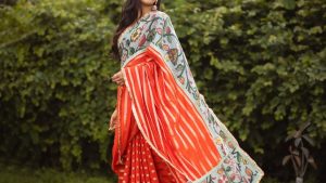 Niharika Konidela: చీర కట్టులో మరింత అందంగా ముస్తాబైన మెగా డాటర్!