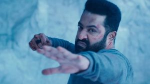 Jr.NTR: వార్ 2 ఫ్లాప్ కు ఎన్టీఆర్ కారణమా? ఓర్నీ ఫ్యాన్స్ కోసం సినిమానే నాశనం చేశారుగా?