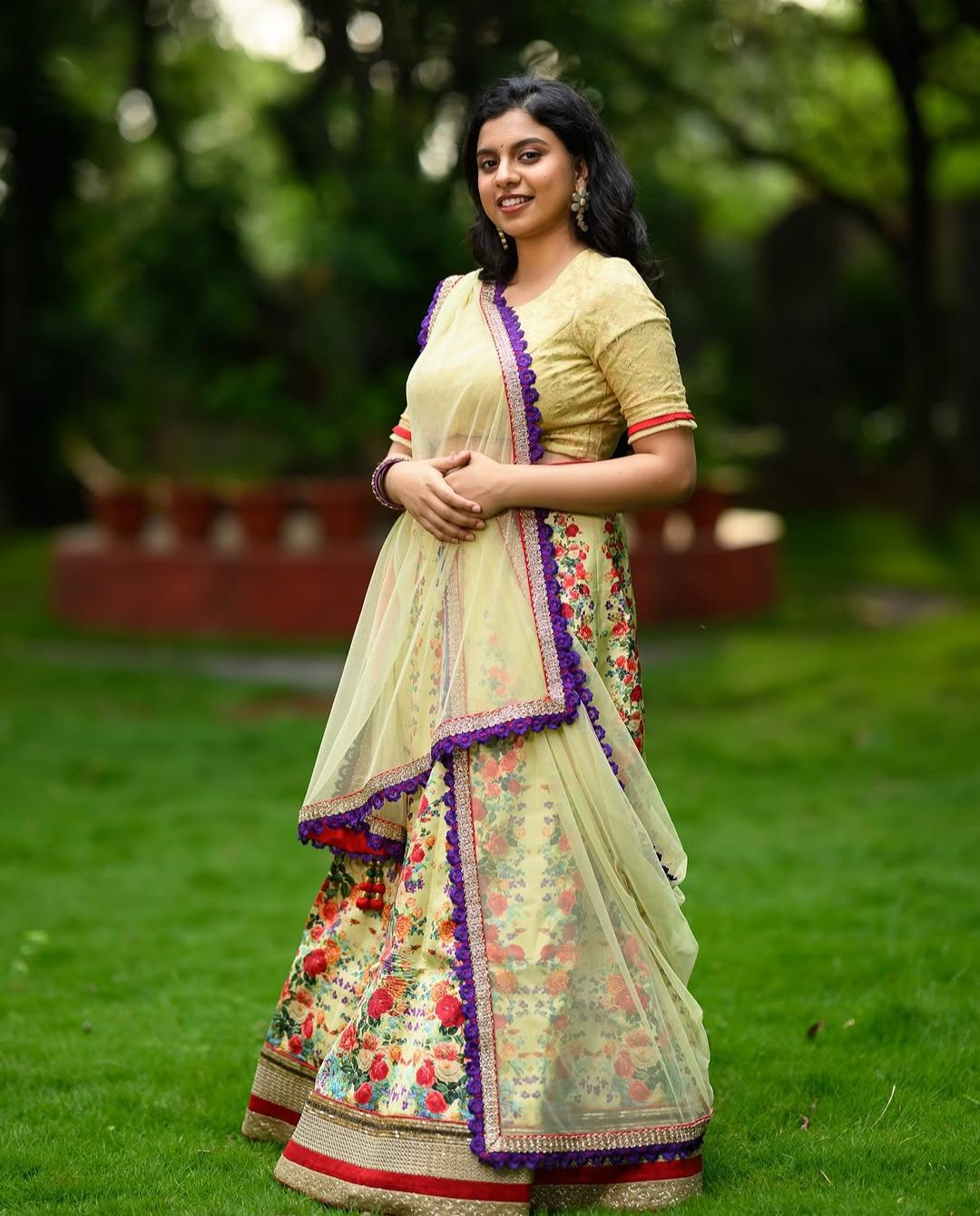 Roja Daughter: తల్లికి జిరాక్స్.. వింటేజ్ రోజాను గురిచేస్తున్న కూతురు!