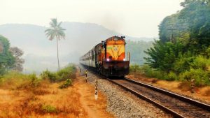 Indian Railway: విశాఖ నుంచి రైళ్లు పెంచాలి, పార్కింగ్ ఫీజు తగ్గించాలి.. రైల్వే వినియోగదారుల డిమాండ్!
