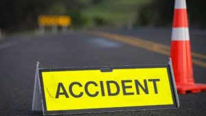 Road Accident: హన్మకొండ జిల్లాలో రోడ్డు ప్రమాదం.. లారీని ఢీకొన్న బస్సు.. 11 మందికి తీవ్రగాయాలు..