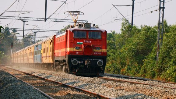 Special Trains: ఆర్టీసీ స్ట్రైక్.. ప్రత్యేక రైళ్లను సిద్ధం చేస్తున్న రైల్వే!