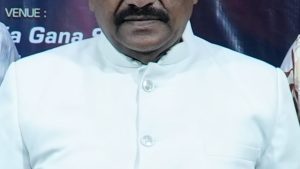 Tollywood Producer: ఒకేసారి 15 సినిమాలకు కమిట్ అయిన నిర్మాత.. రికార్డుల కోసం రిస్క్ అవసరమా?
