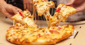 Junk Food: పిజ్జా, బర్గర్‌లు తెగ తినేస్తున్నారా ? జాగ్రత్త !