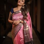 Aishwarya Rajesh : పింక్ శారీలో భాగ్యం ఎంత అందంగా ఉందో.. రెండు కళ్లు చాలట్లేదు..