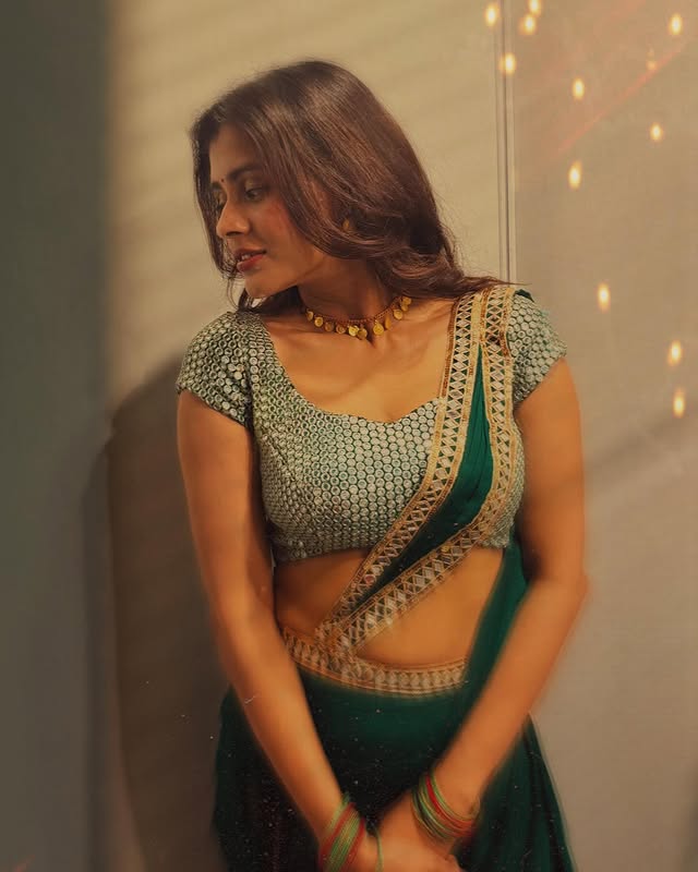 Hebah Patel Photo Gallery
