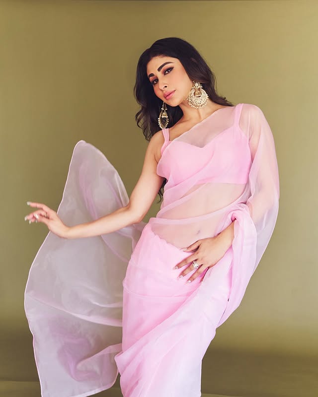 Mouni Roy Photo Gallery