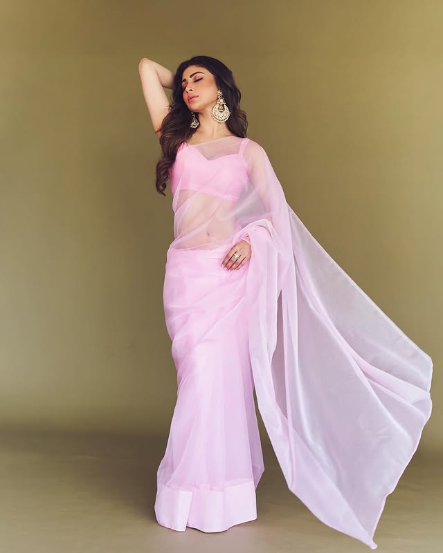 Mouni Roy Photo Gallery