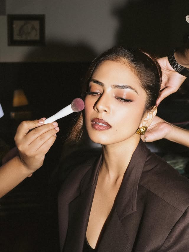 Malavika Mohanan Photo Gallery