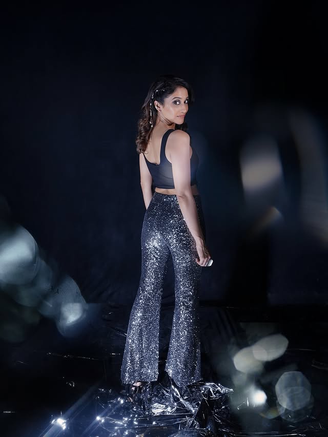 Regina cassandra Photo Gallery