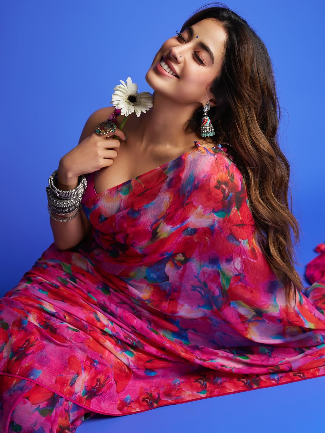 Janhvi Kapoor Images (Credit: janhvikapoor/Insta)