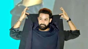 Jr NTR: అందరికీ దూరం… ఒంటరి పోరాటం… నందమూరి ఫ్యామిలీకి ఎన్టీఆర్ మళ్లీ కౌంటర్ ?