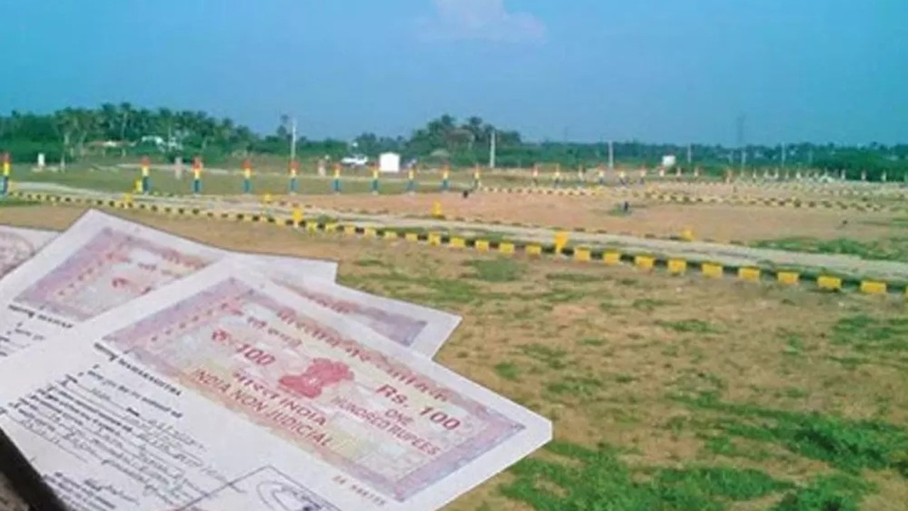 Real Estate: క్లియర్ టైటిల్ ల్యాండ్ కొనాలి అంటే తప్పనిసరిగా చూడాల్సిన డాక్యుమెంట్స్ ఇవే…లేకపోతే భారీ నష్టం తప్పదు..